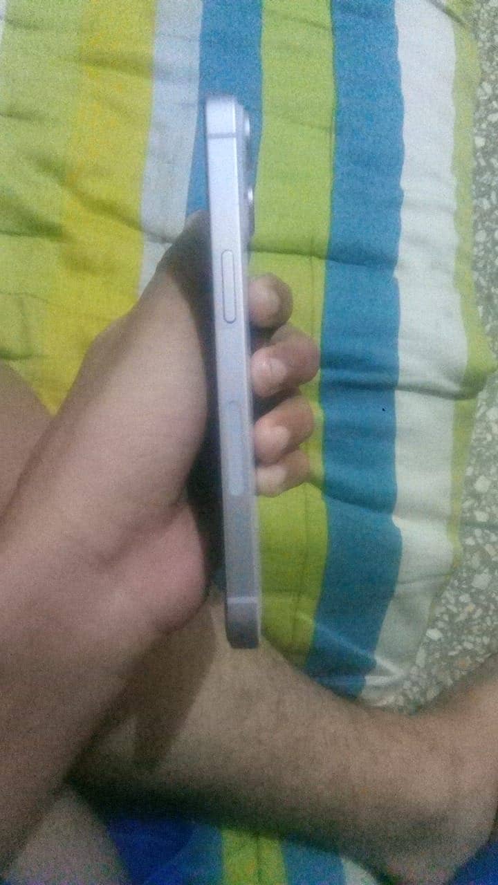 iPhone 14 2