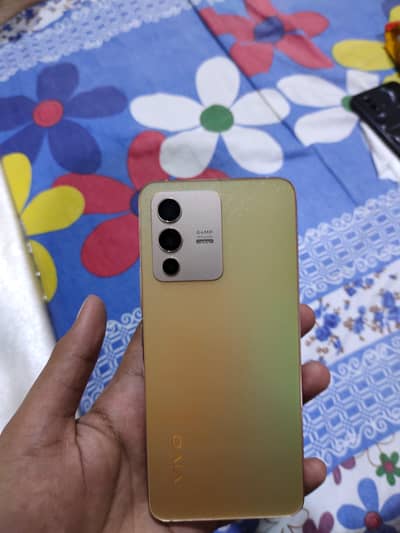 Vivo V23