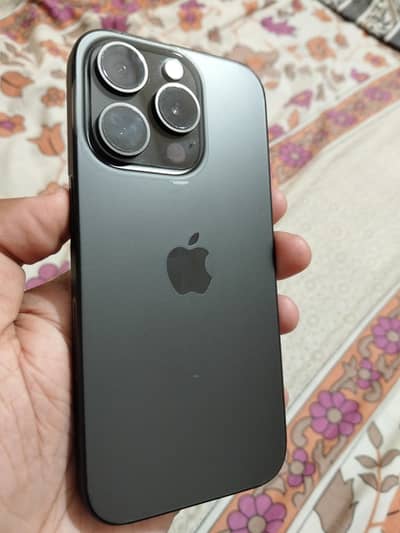 Apple iPhone 15 Pro