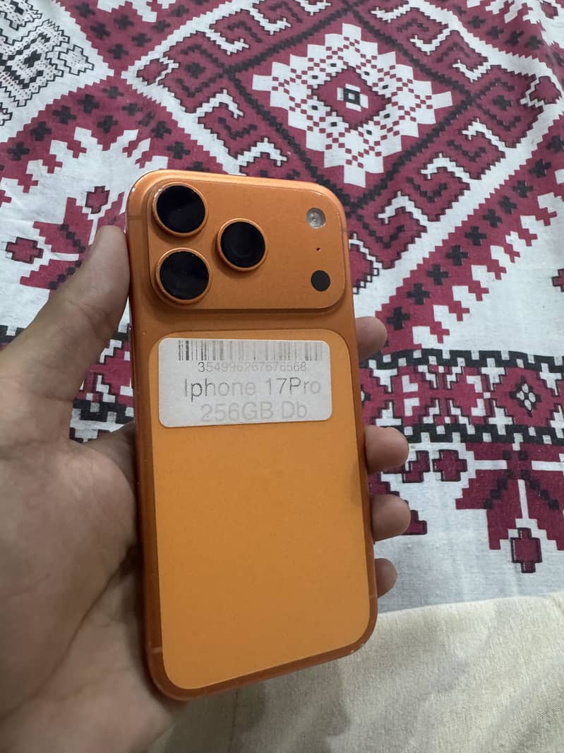 iPhone 17 pro 1