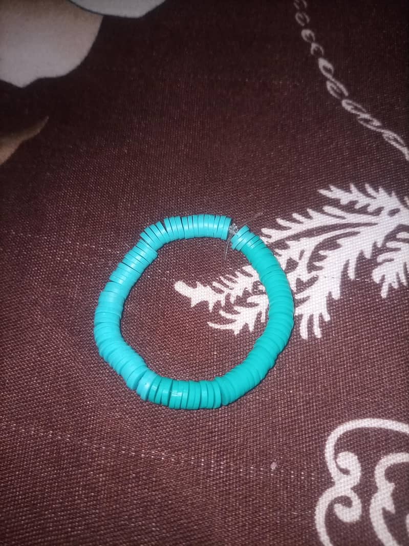 bracelet 0