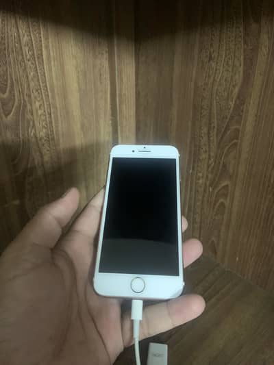 Apple iPhone 7