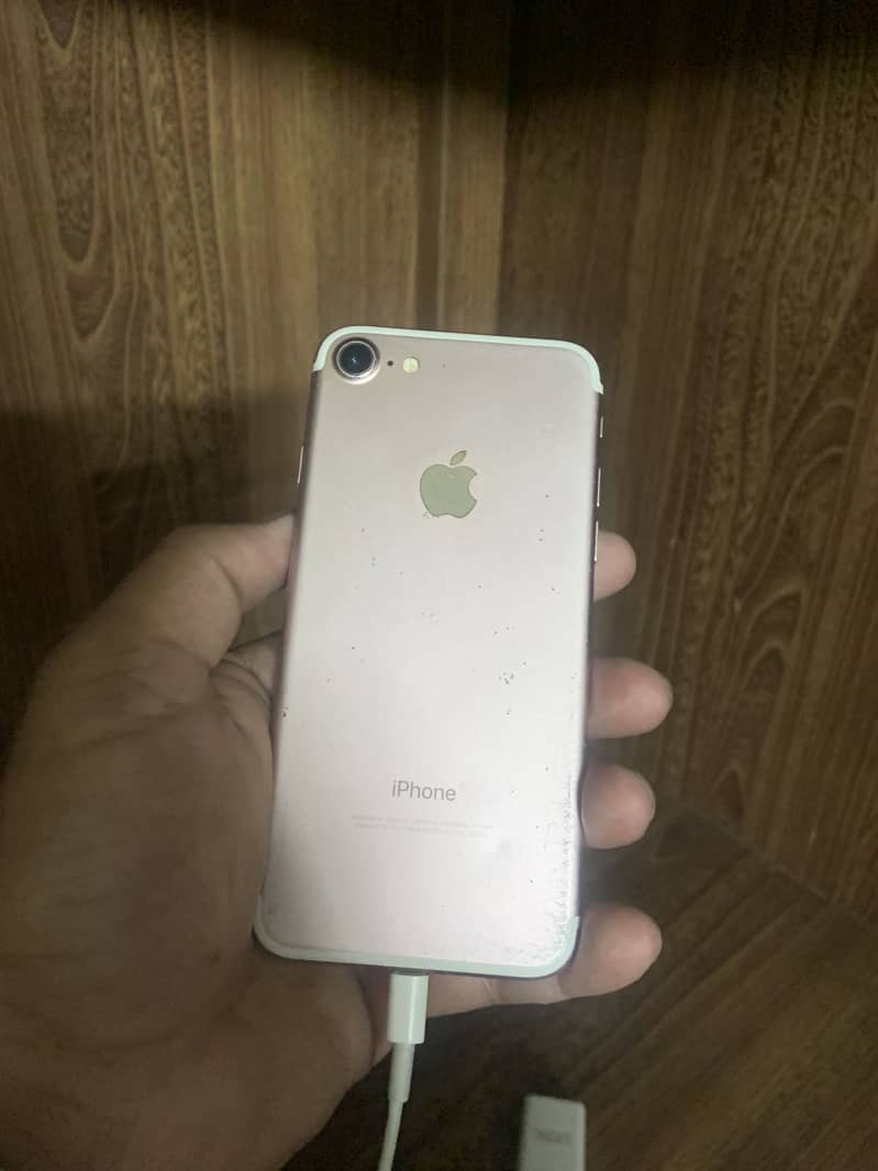 Apple iPhone 7 5
