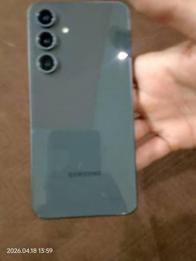Samsung Mobile S24 fE