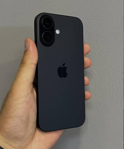 Apple iPhone 16