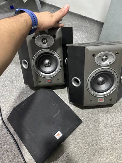 JBL Northridge E10 Bookshelf/Surround Speaker