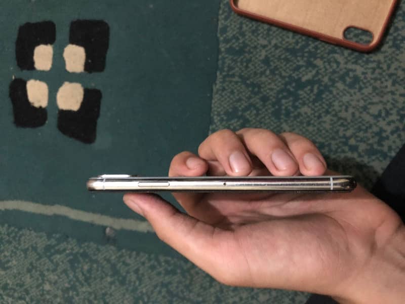Apple iPhone X 1
