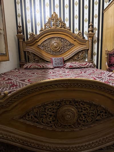 Chinioti bedset handmade with Diyar wood