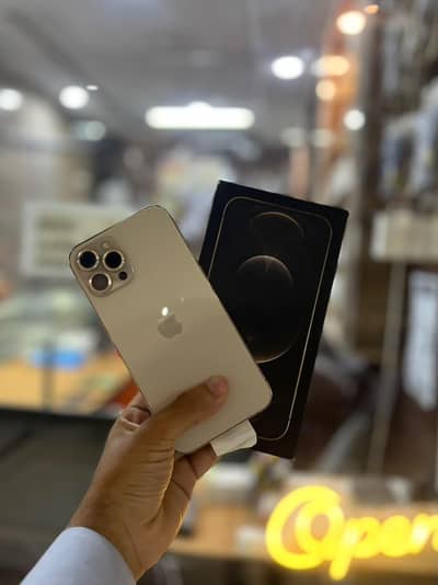 Apple iPhone 12 Pro Max with box