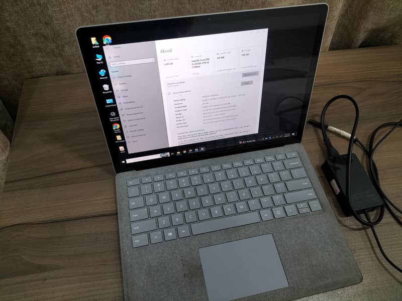 Surface Laptop 2 1