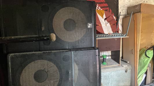 2 speakers 1 mixture