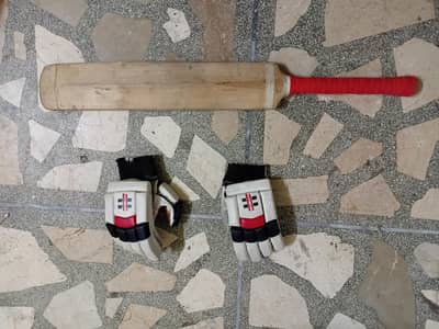 English willo bat 10 strait grains with righty batting gloves
