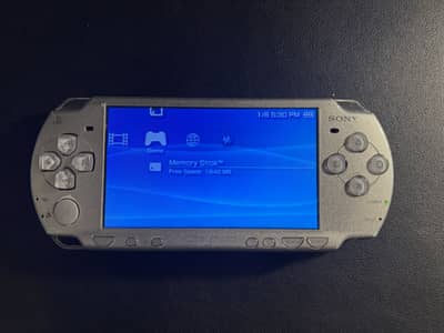 Sony PSP 2000 Silver