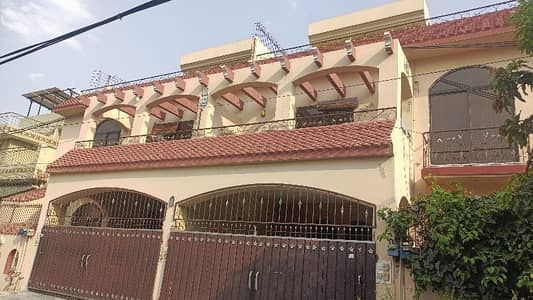 10 Marla Triple Storey Beautiful House Of 7 Bedrooms In Karim Block Iqbal Town Lahore