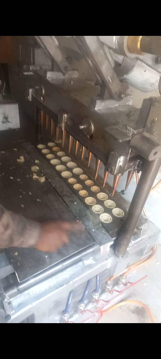 biscuits making machine 0