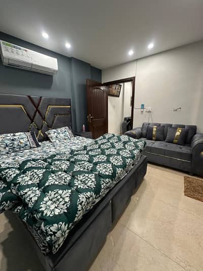Per day Luxury furnished one bedroom apartment in Bahria town Lahore