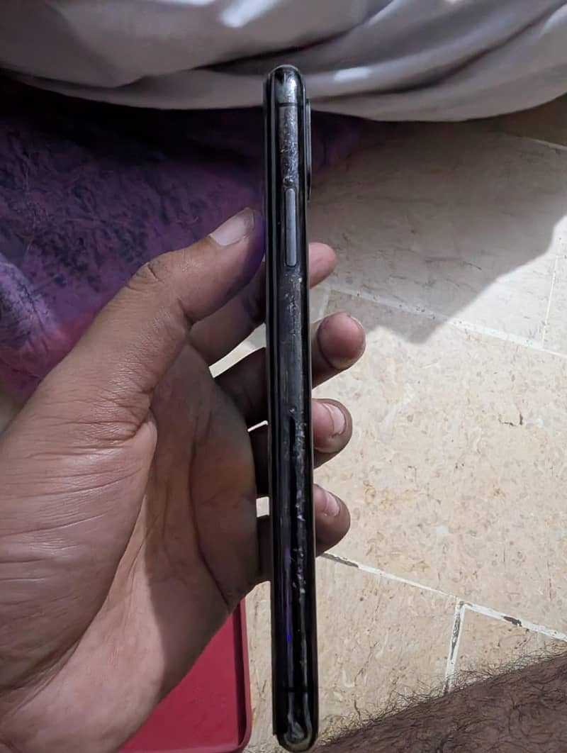 Apple iPhone X 1