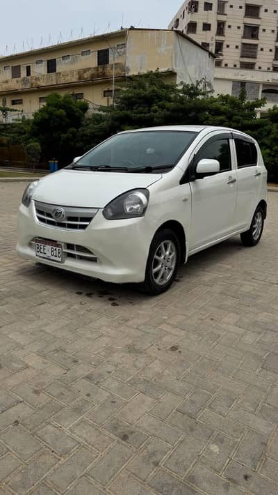 Daihatsu Mira 2012 peral white