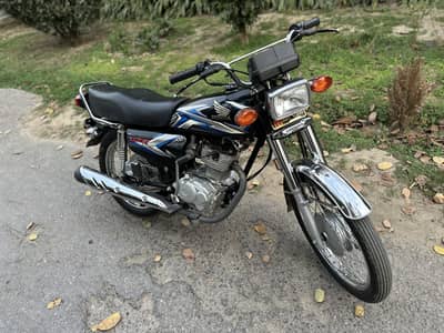 125 Black Colour | Honda CG 125 | Model 2025 | 10530 KM Use Only