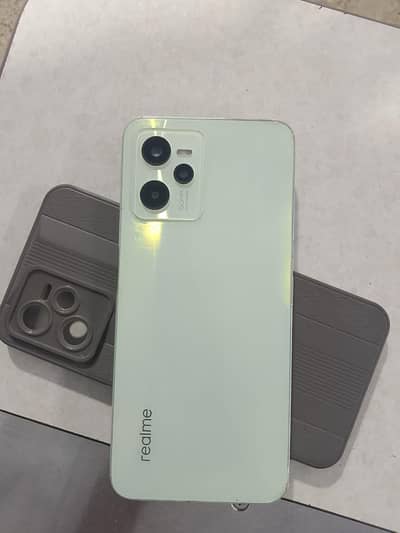 Realme C35