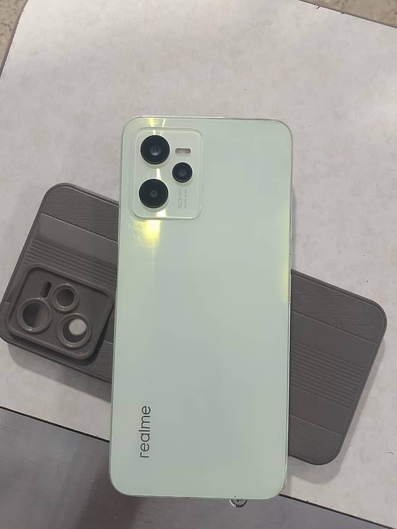 Realme C35 0