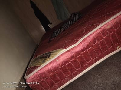 Used king bed spring Mattress