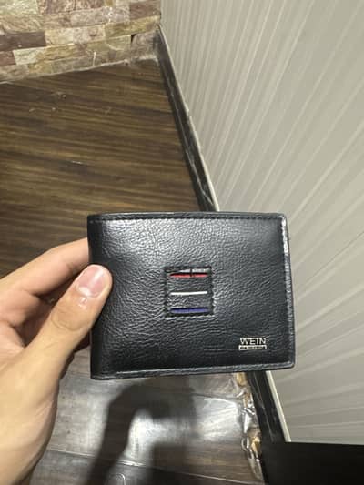 1 wallet