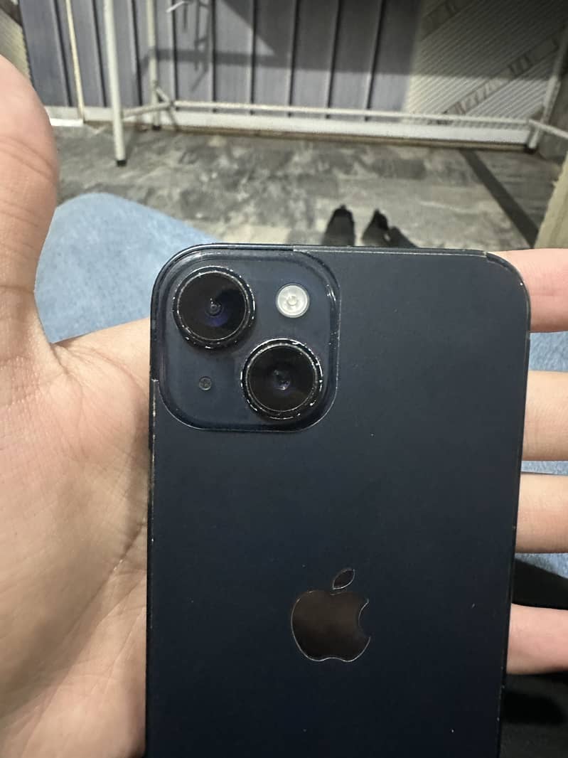 Apple iPhone 14 3