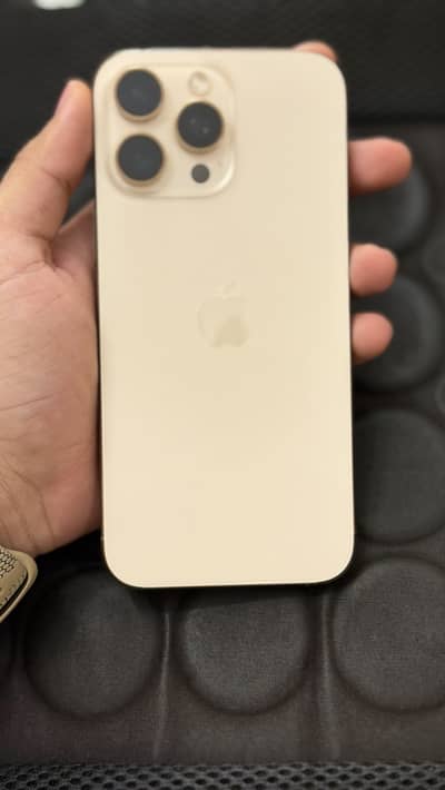 Apple iPhone 16 Pro Max