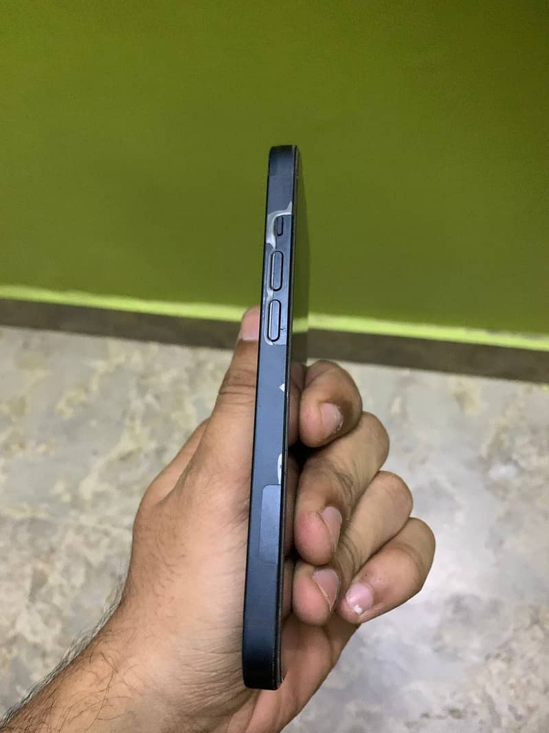 Apple iPhone 14 8