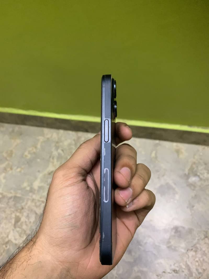 Apple iPhone 14 10
