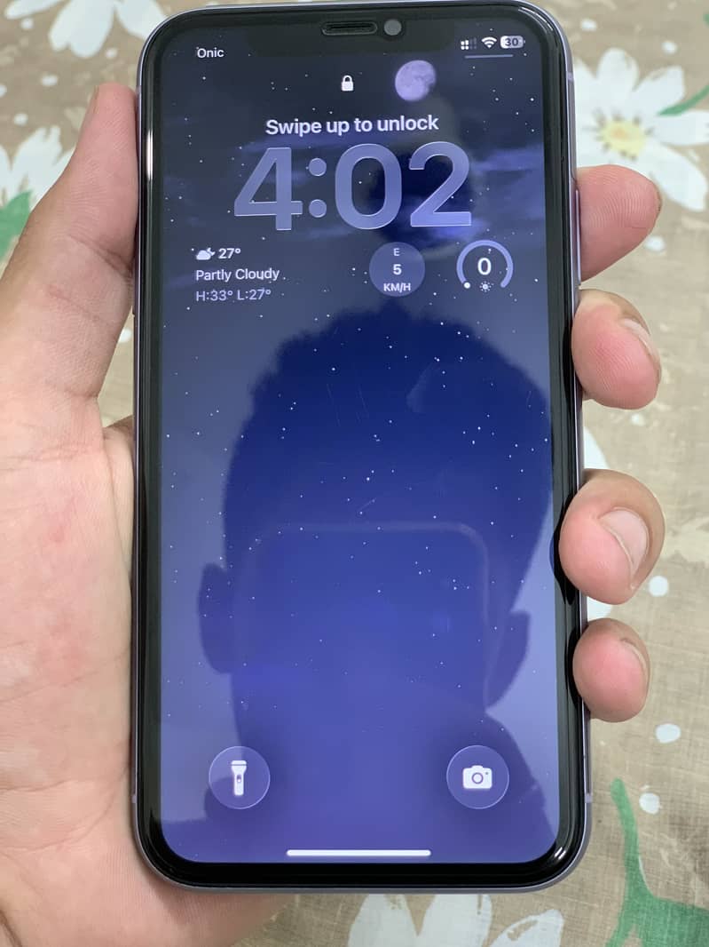 Apple iPhone 11 4