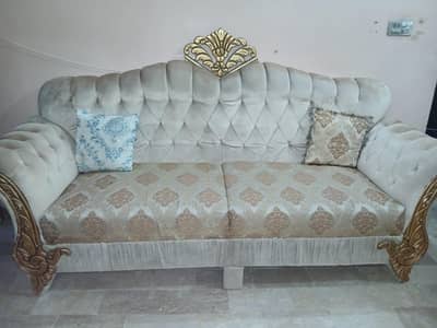 5 seater sofa set urgent sale