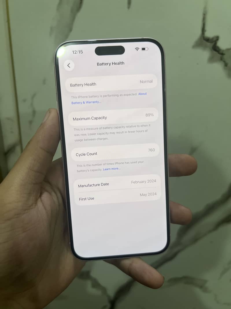 iPhone 15 plus 4