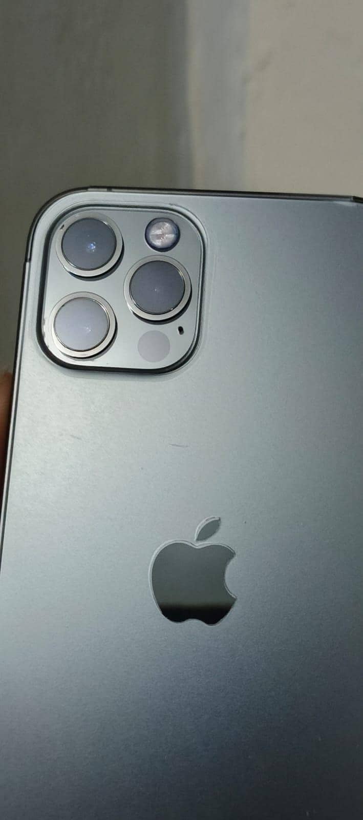 Apple iPhone 12 Pro 4
