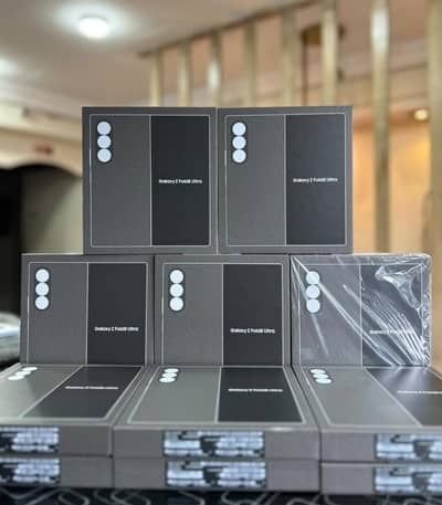 Fold 8 ULTRA 16GB/1TB 1024GB Box Pack NON Active Physical Dual Global