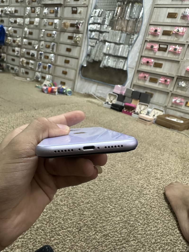 Apple iPhone 11 2