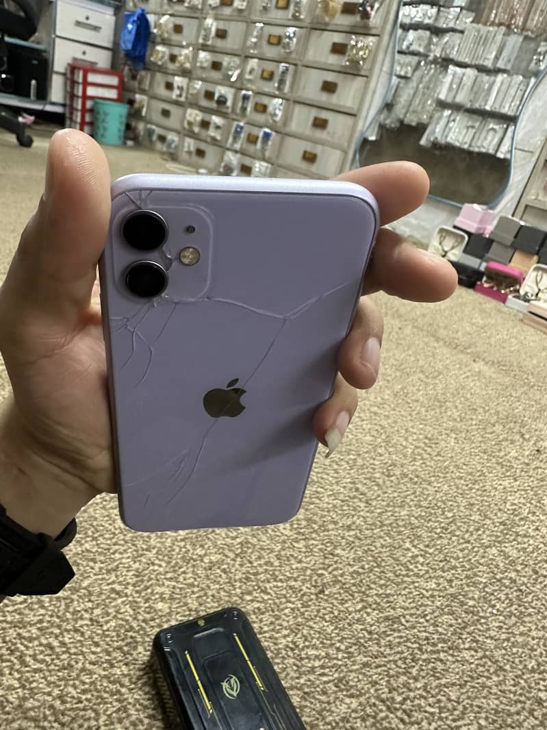 Apple iPhone 11 5