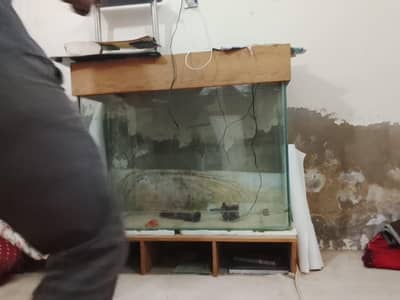 3 Feet Aquarium Tank with Solid Wooden Stand & Filter