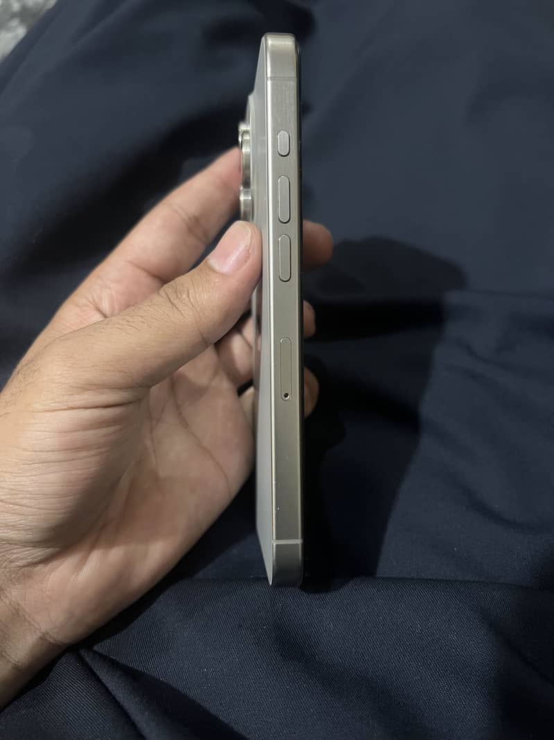 Apple iPhone 15 Pro 5