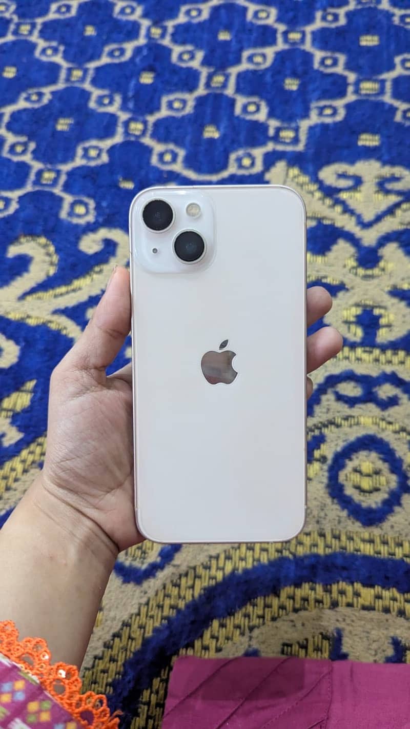 Apple iPhone 13 2