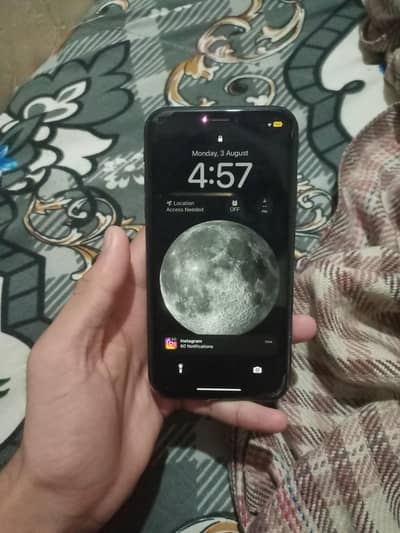 Apple iPhone XR
