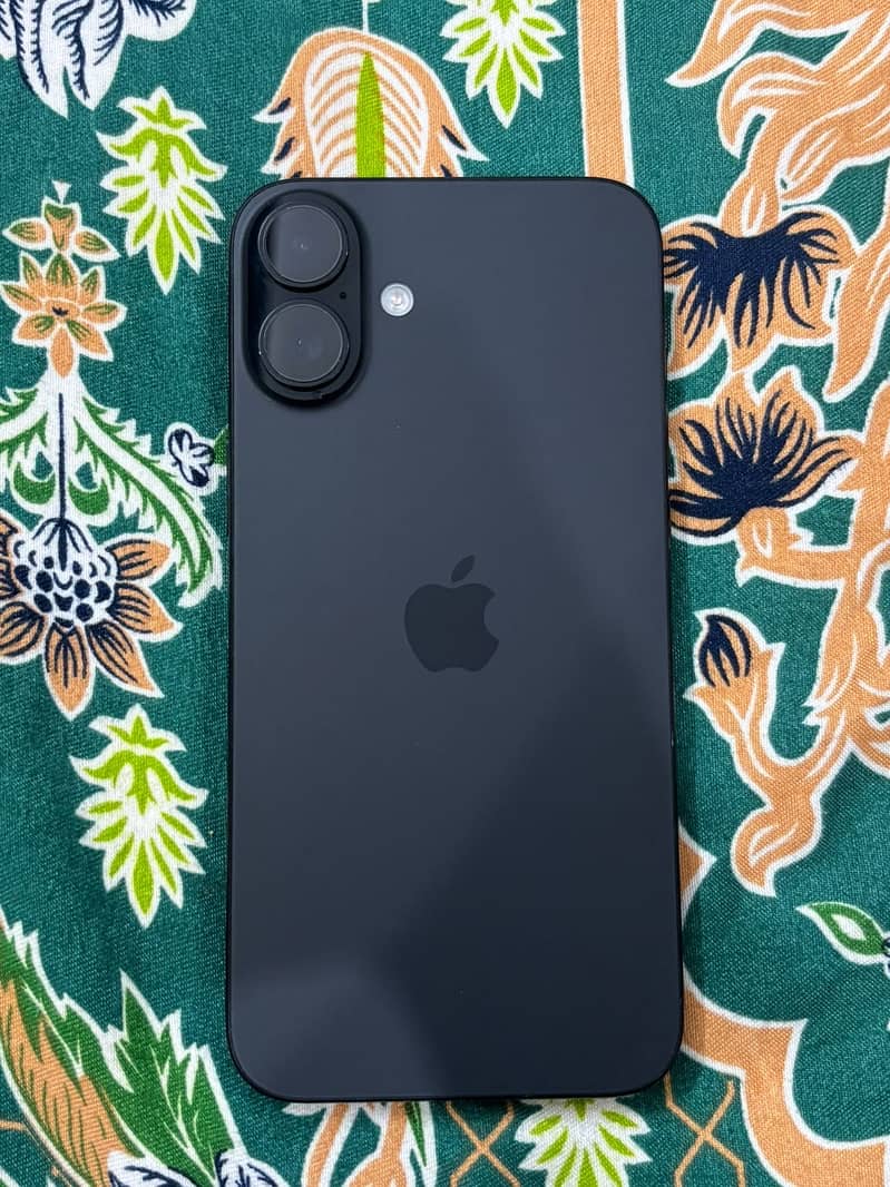 Apple iPhone 16 Plus 2