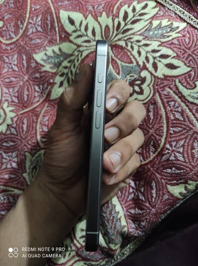 Apple iPhone 15 Pro