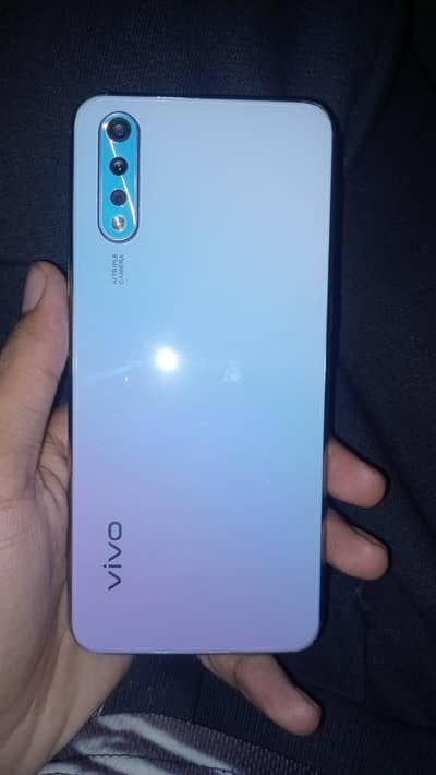 Vivo S1