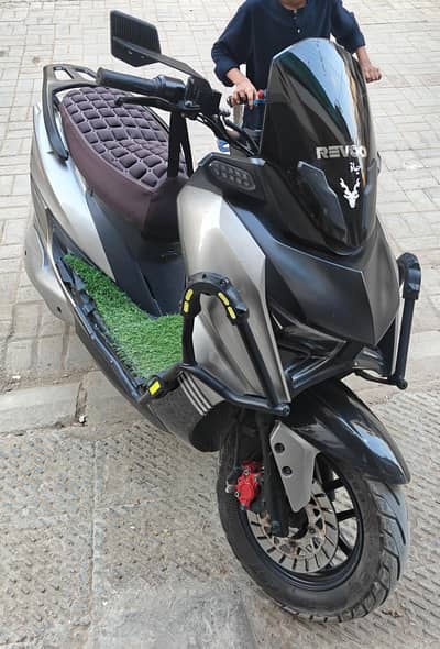 REVOO E52 FOR SELL