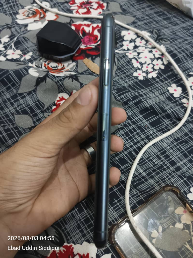 Apple iPhone 11 Pro Max 3