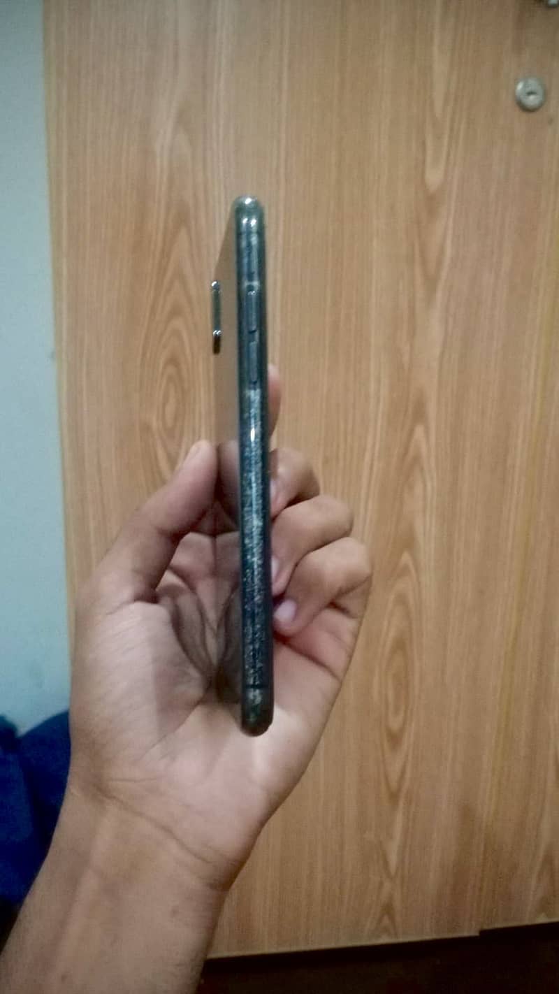 Apple iPhone X 1