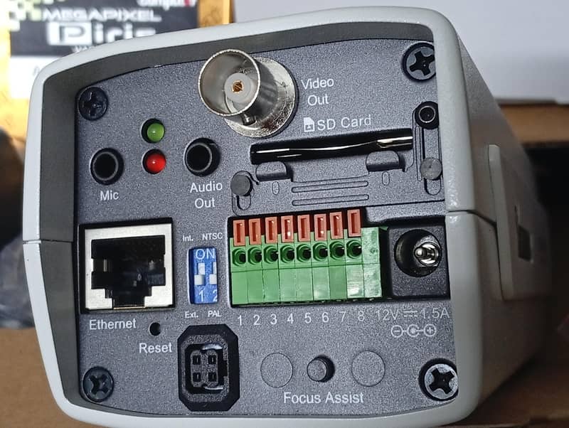 Network Camera (VivOtek Supreme) 4