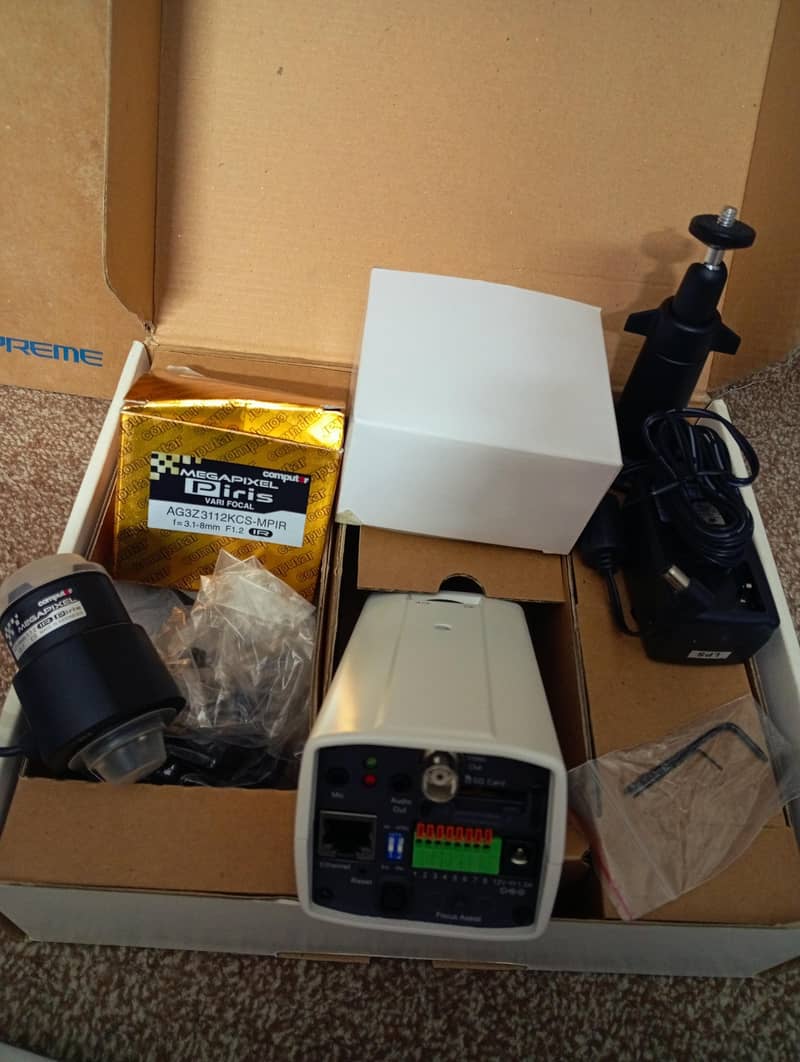 Network Camera (VivOtek Supreme) 7